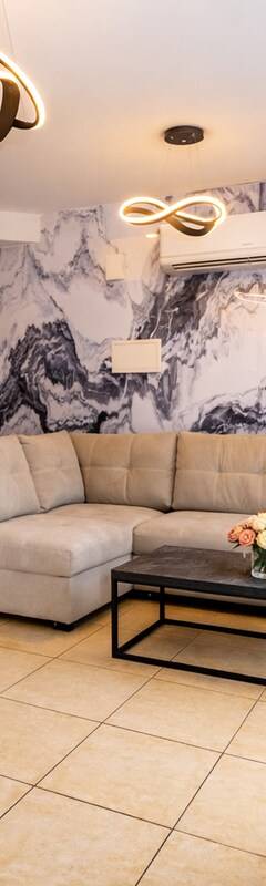 Living room image 5