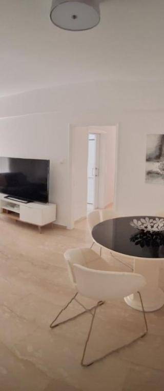 Theo 202 - Cozy 2 Bdr Nicosia Free Parking & Wi-Fi