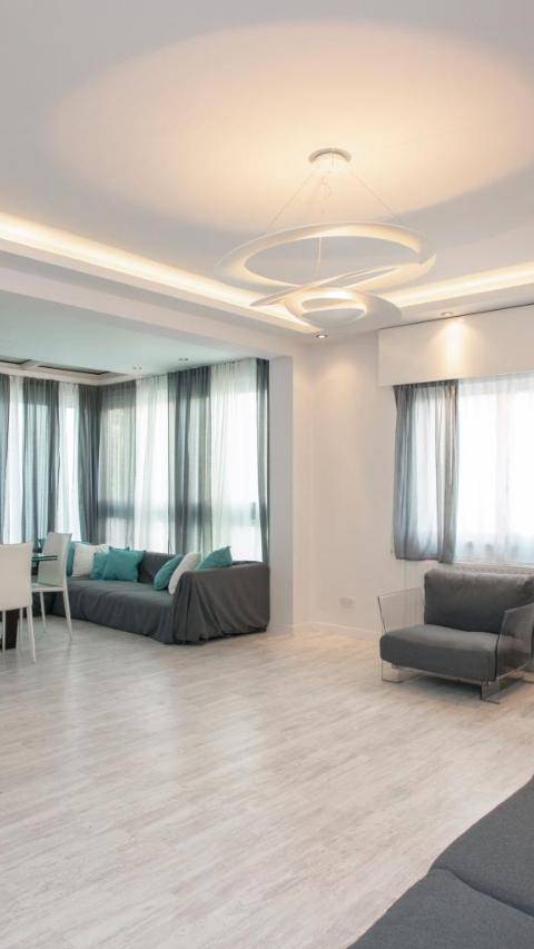 Mayra Seafront Luxury Apartment (BREAKBOOKING-CY)