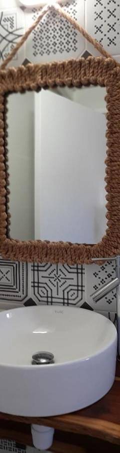 \u0388\u03bd\u03b1 \u03bc\u03c0\u03ac\u03bd\u03b9\u03bf \u03c3\u03c4\u03bf Saint Antonio Maroni