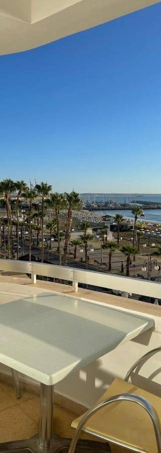 Alex Beach Apartments 34