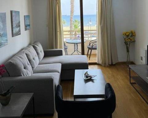 Ithaki Phinikoudes Apartment102